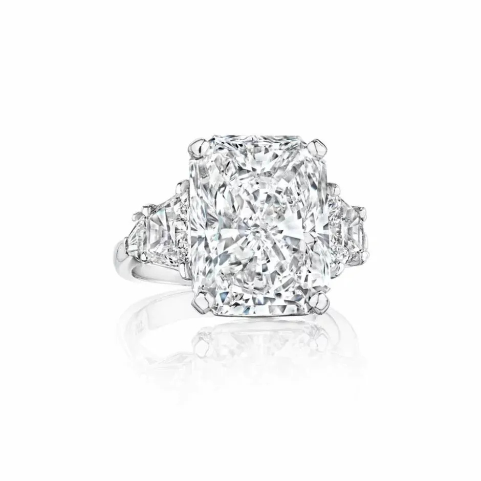 Zadok Collection Prong Trapizoid Baguette Diamond Engagement Ring for a 10ct Radiant