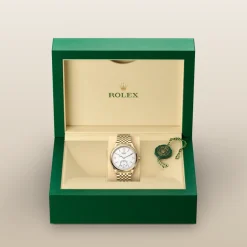 rolex  1908 39 mm, 18 ct yellow gold, polished finish M52508-0008