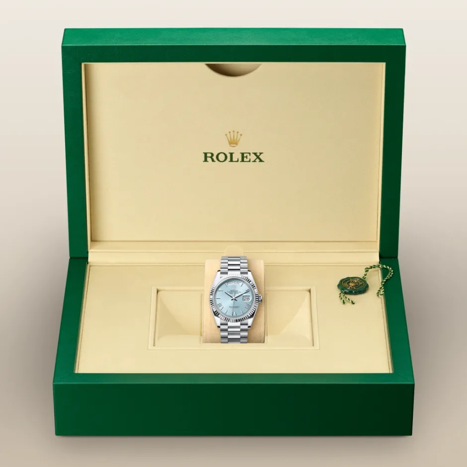 rolex Day-Date 36 Oyster, 36 mm, platinum M128236-0018