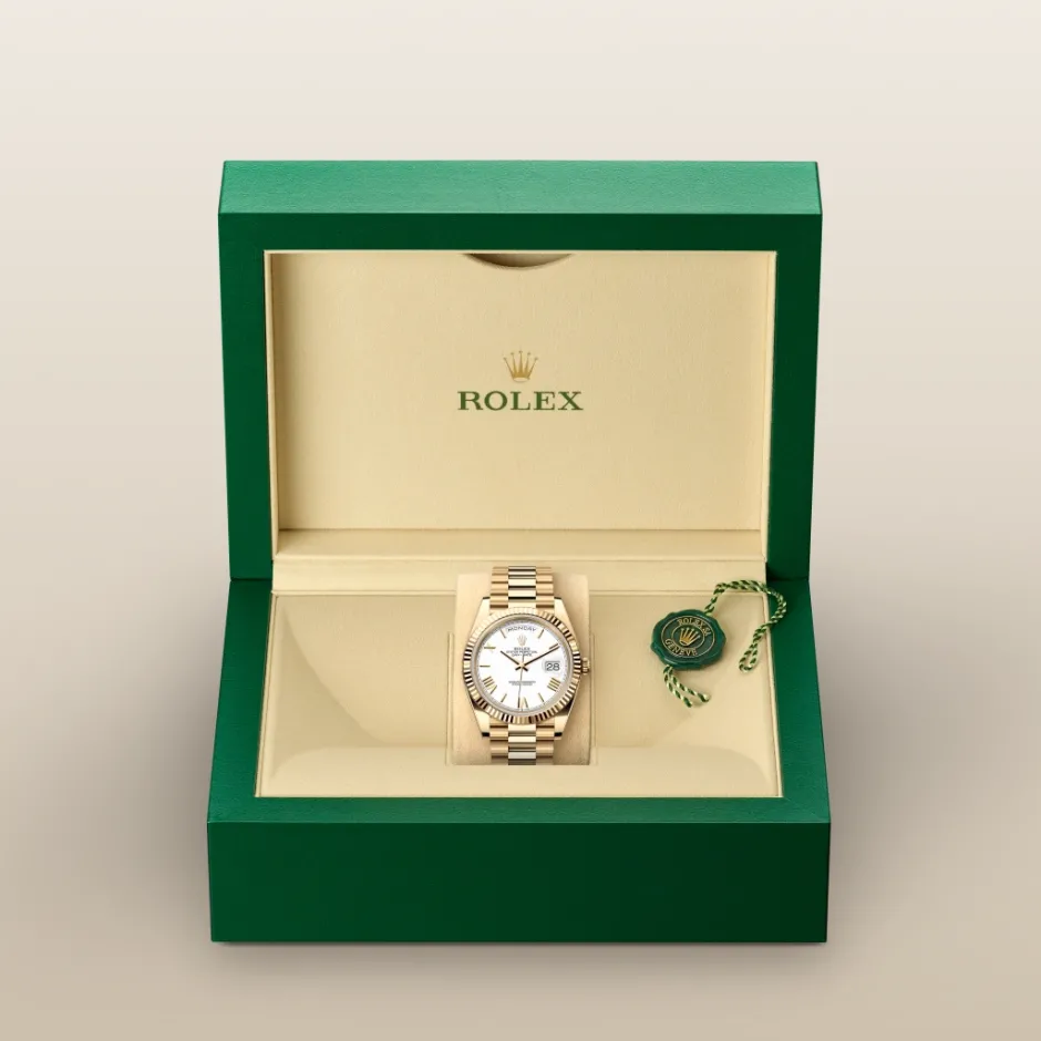 rolex Day-Date 40 Oyster, 40 mm, yellow gold M228238-0042